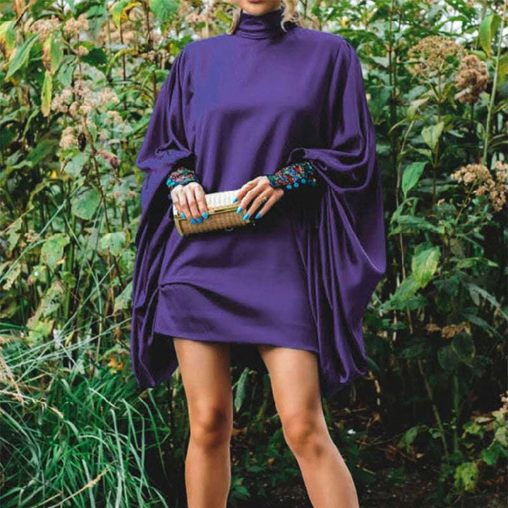 Damsöversize designerklänning med ståkrage Mirla-Eva Jonsson