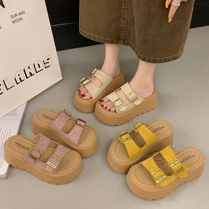 Damsplattform-sandaler med dubbelt remdesign och halkfri sula Mirla-Eva Jonsson