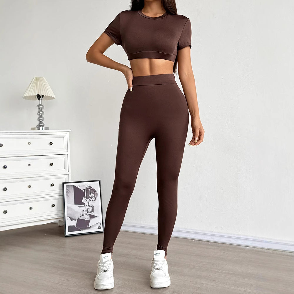 Damsset med croppad topp och figurnära leggings Mirla-Eva Jonsson