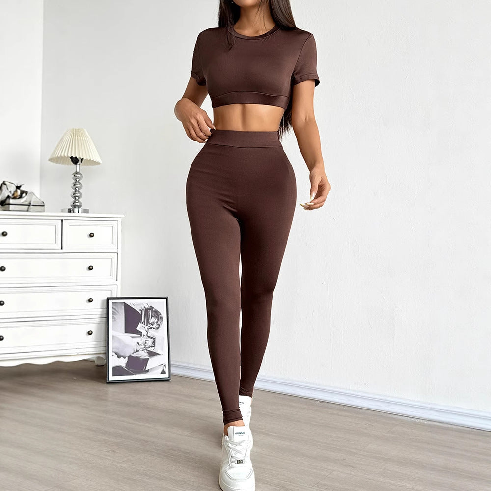 Damsset med croppad topp och figurnära leggings Mirla-Eva Jonsson