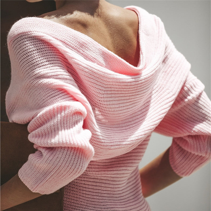 Damsstickad tröja med off-shoulder-design och elegant omlottdesign Eva Jonsson-Eva Jonsson