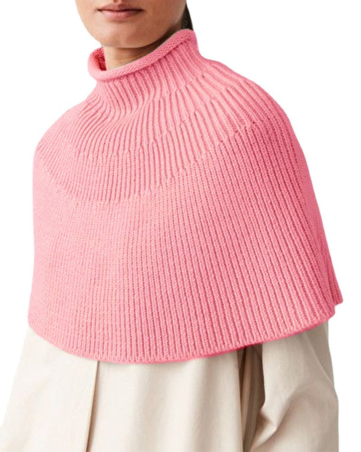 Damstickad cape med hög krage och fin ribbstruktur Eva Jonsson-Eva Jonsson
