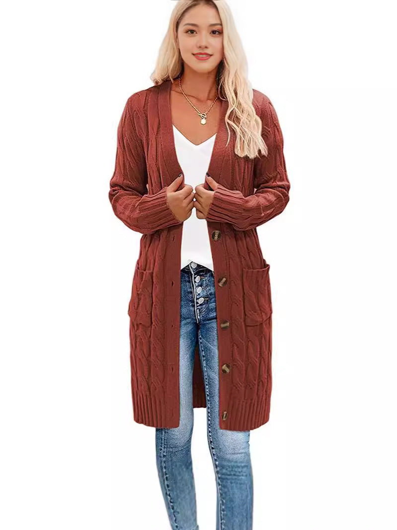 Damstickad cardigan med flätmönster och praktiska fickor Mirla-Eva Jonsson