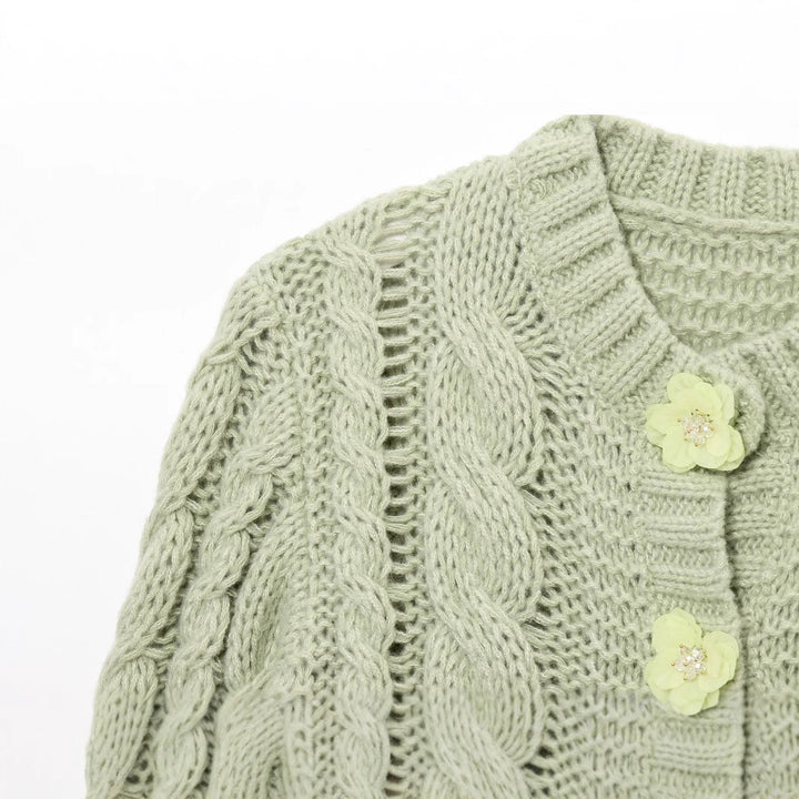 Damstickad jacka med blommigt knapppdetalj Eva Jonsson-Eva Jonsson