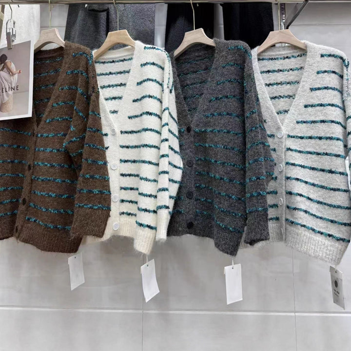 Damstickad jacka med knapprad och randig design Mirla-Eva Jonsson