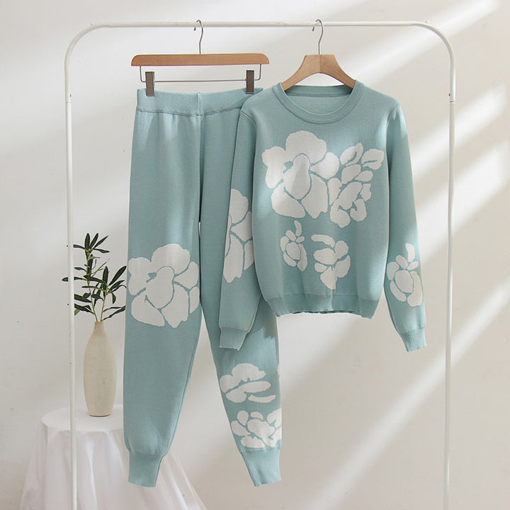Damstickad jumpsuit med blommönster Mirla-Eva Jonsson