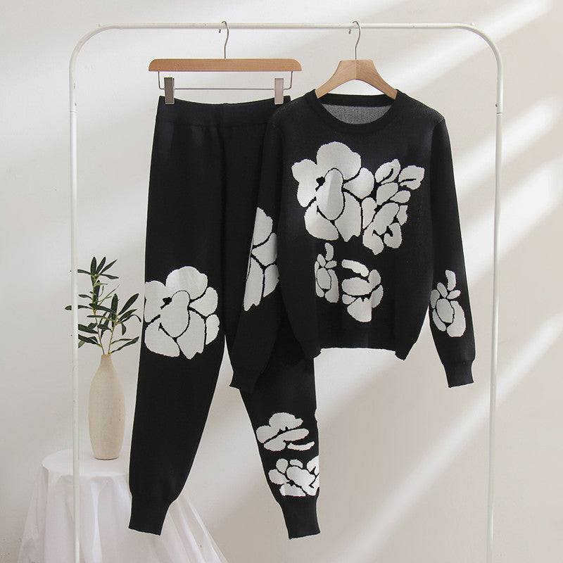 Damstickad jumpsuit med blommönster Mirla-Eva Jonsson