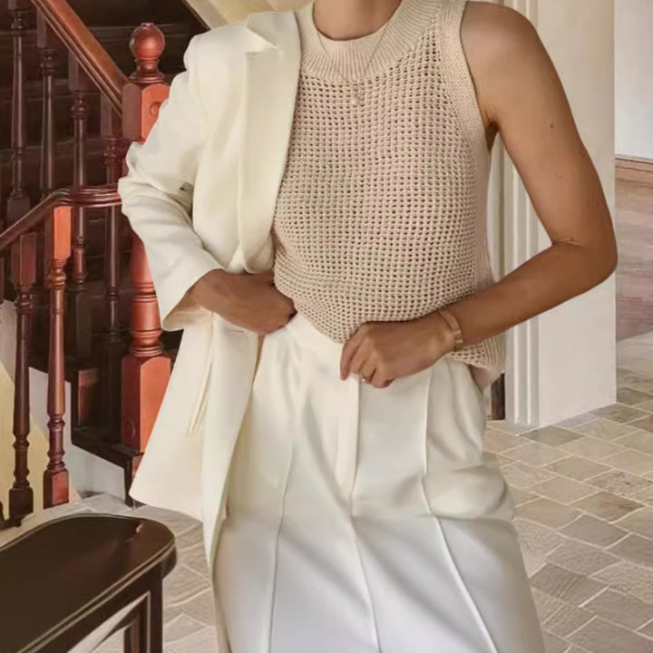 Damstickad överdel med elegant hålmönster Mirla-Eva Jonsson