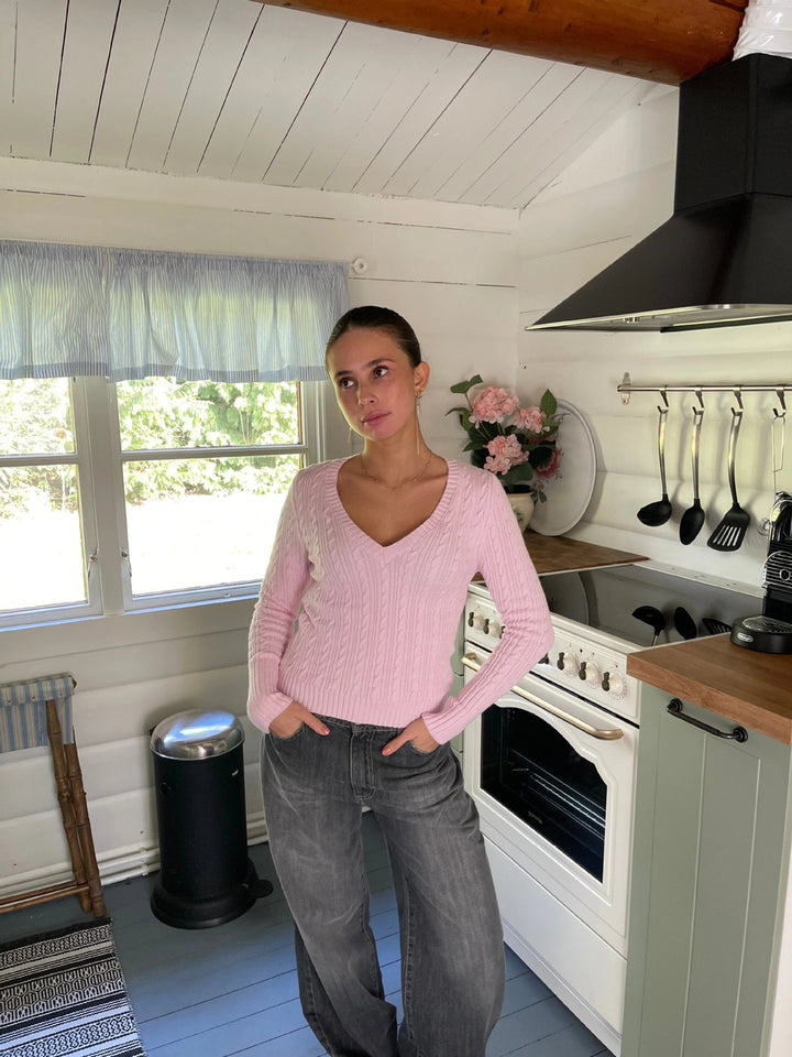 Damstickad tröja med V-ringning och lång ärm Mirla-Eva Jonsson