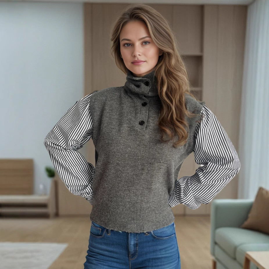 Damstickad tröja med modern krage och eleganta randiga ärmar Mirla-Eva Jonsson