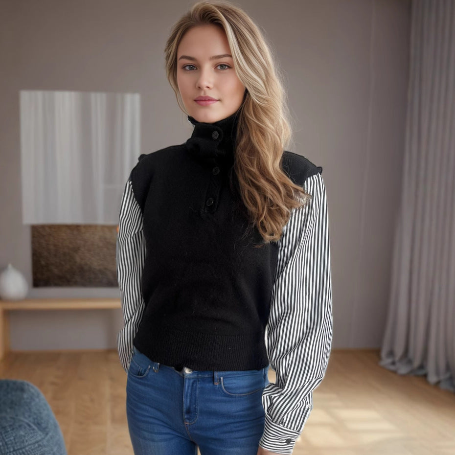Damstickad tröja med modern krage och eleganta randiga ärmar Mirla-Eva Jonsson