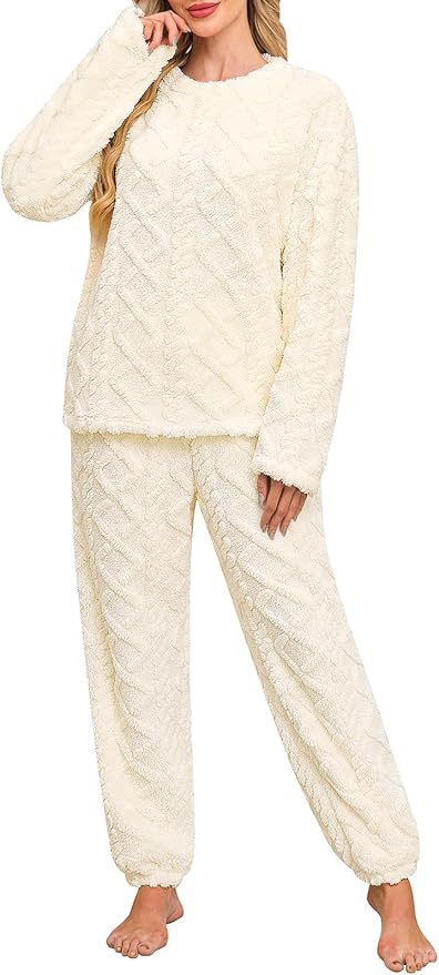 Damstickat pyjamasset med hög bärkomfort Mirla-Eva Jonsson
