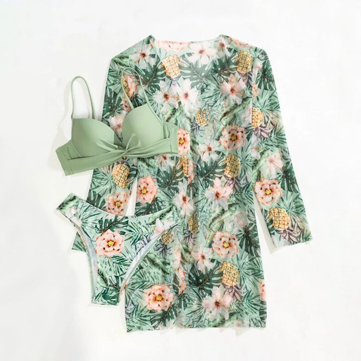 Damstrandkimono med blommigt mönster och lös passform Mirla-Eva Jonsson