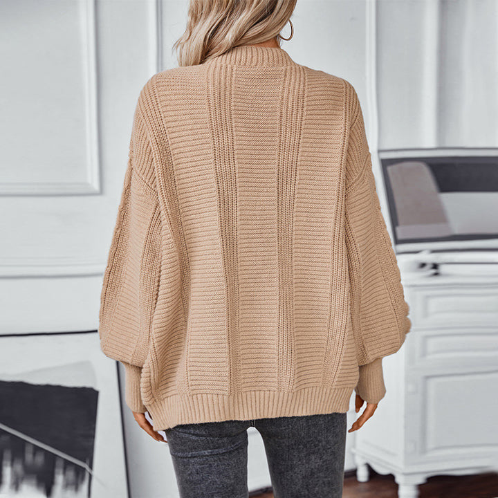 Damstrickjacka med flätdesign och gyllene knappr detaljer Eva Jonsson-Eva Jonsson