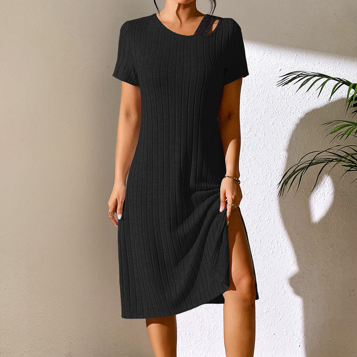 Damstrickklänning med modeaussnitt och elastiskt material Eva Jonsson-Eva Jonsson