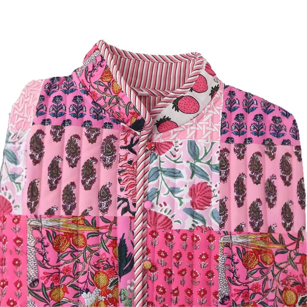 Damsydd quiltat patchworkjacka med färgglad design och praktiska fickor Mirla-Eva Jonsson