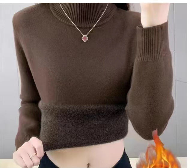 Damtröja med hög krage och stilren, cropped design Mirla-Eva Jonsson