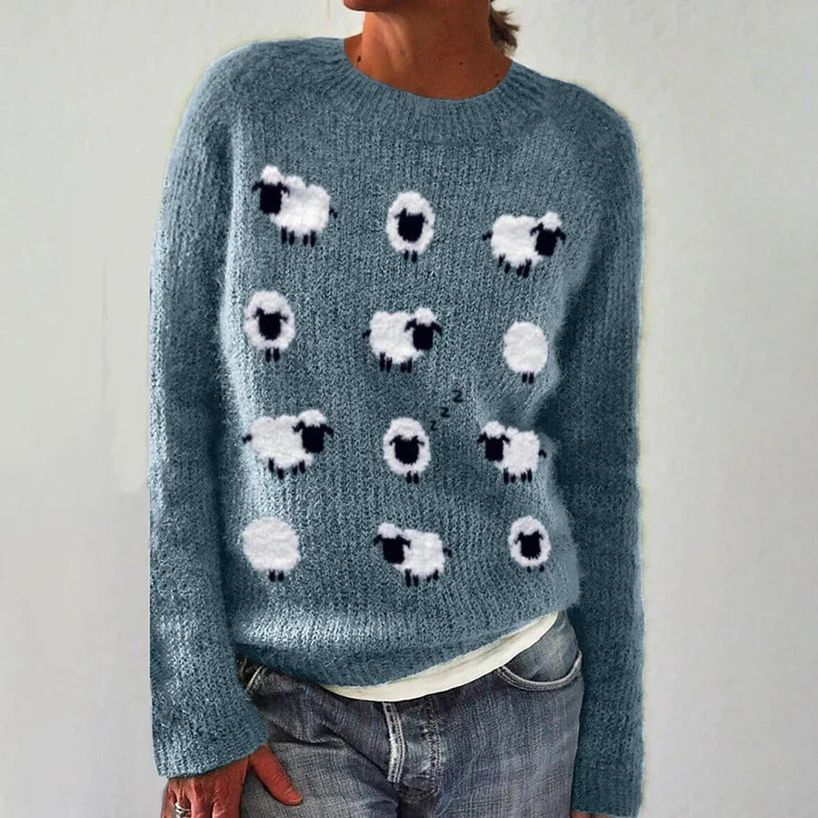 Damtröja med lekfull fårdesign och mjukt material Mirla-Eva Jonsson