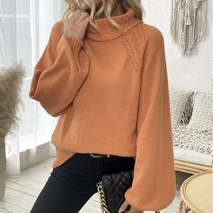 Damtröja med rullkrage och texturerad kabeldesign Mirla-Eva Jonsson