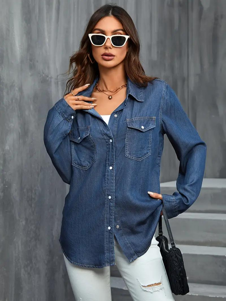 Denimblus - knäppning - långärmad - damskjorta - lös passform-Eva Jonsson