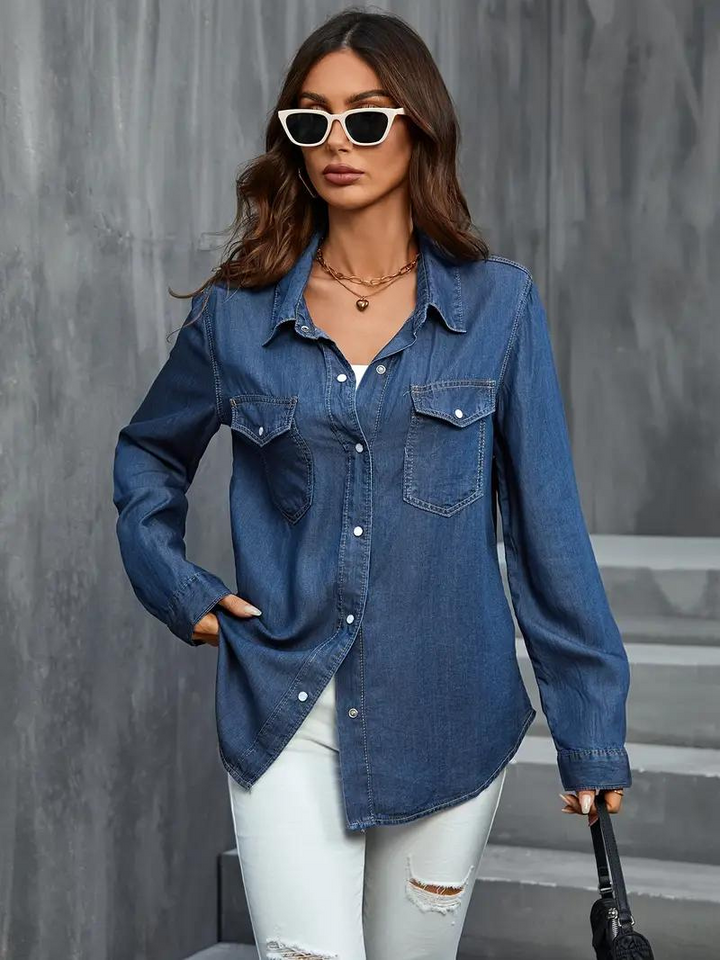 Denimblus - knäppning - långärmad - damskjorta - lös passform-Eva Jonsson