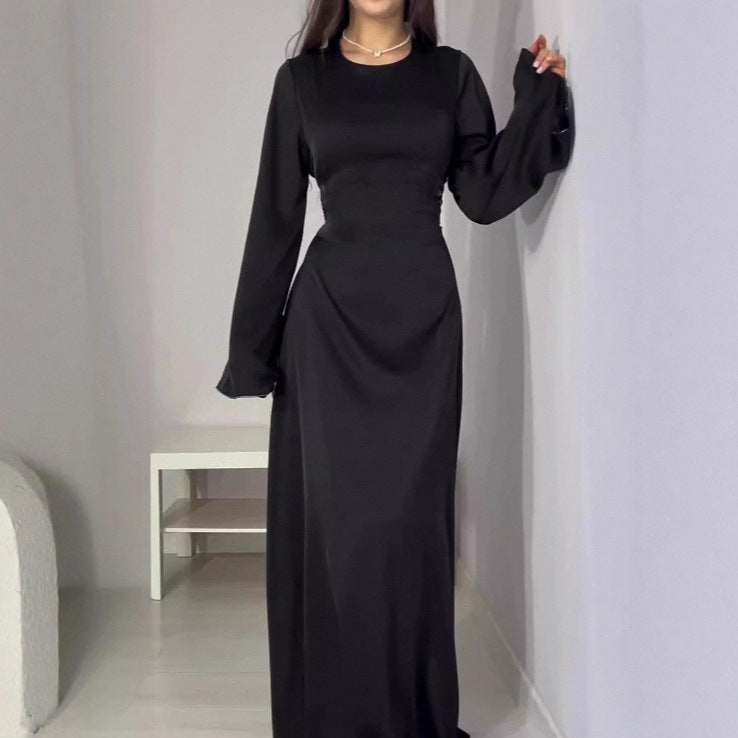 Elegant Maxiklänning i Satin med Klockärmar för Fest | Eva Jonsson-Eva Jonsson