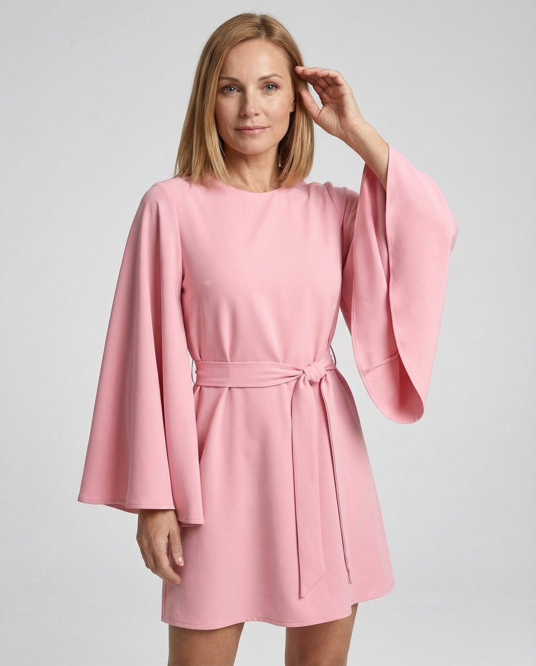 Elegant miniklänning med kimonosleeves damer-Eva Jonsson