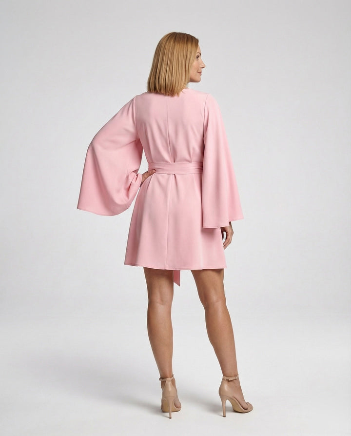 Elegant miniklänning med kimonosleeves damer-Eva Jonsson