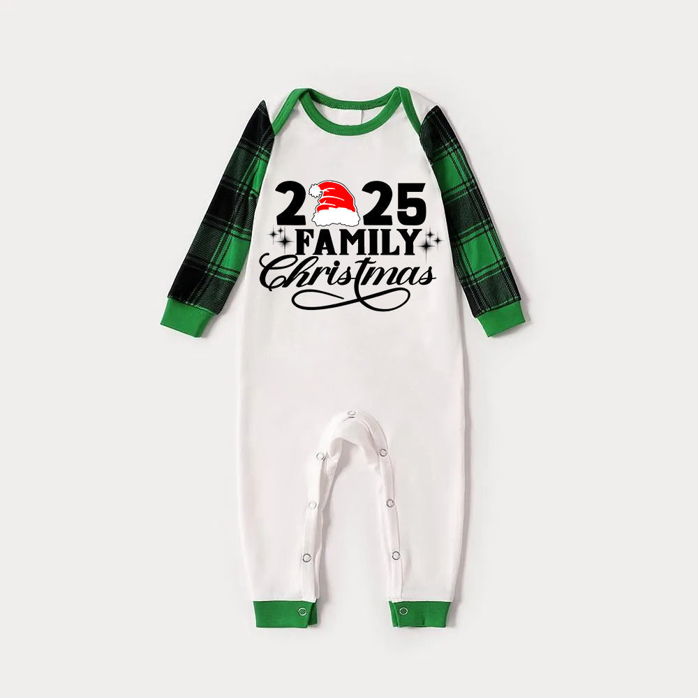 Eva Jonsson | 2025 Familj Jul Bokstäver Tryck Grön Rotator Manschett Topp med Grön & Svart Rutigt Familj Matchande Pyjamas-Eva Jonsson