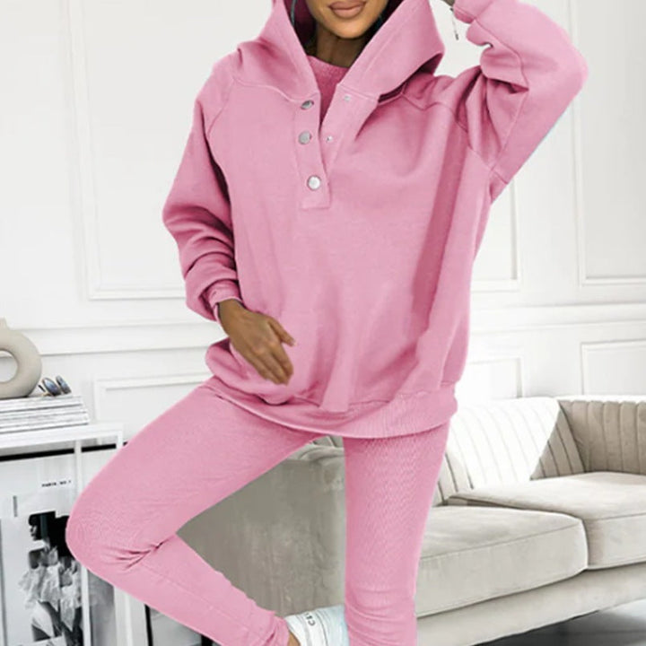 Mirla | 3-Delad Damträningsdräkt med Lös Huva och Slim-Fit Byxor-Eva Jonsson