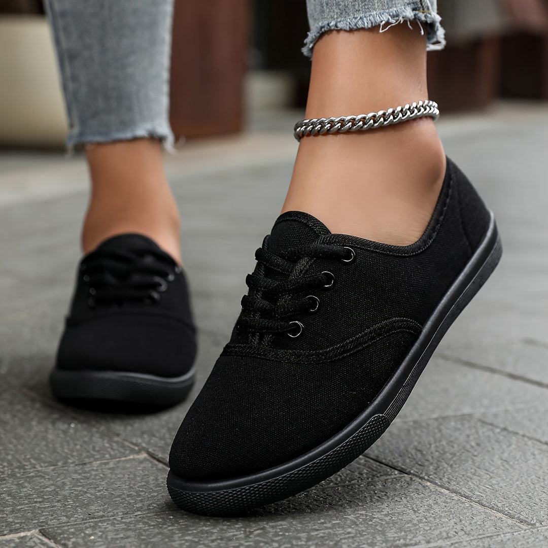 Mirla | Bekväma Låga Canvas Sneakers I Vitt-Eva Jonsson