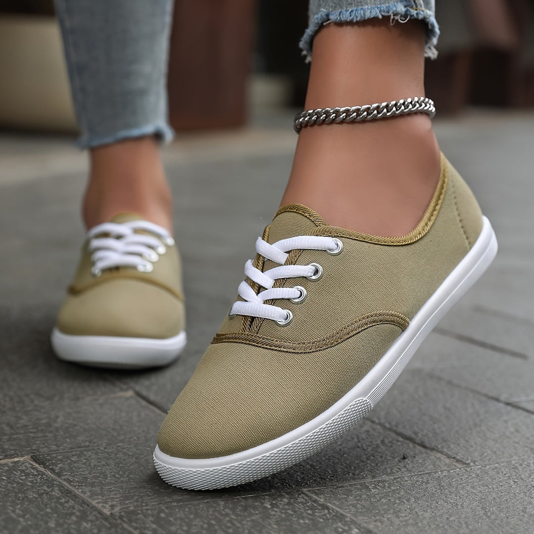 Mirla | Bekväma Låga Canvas Sneakers I Vitt-Eva Jonsson