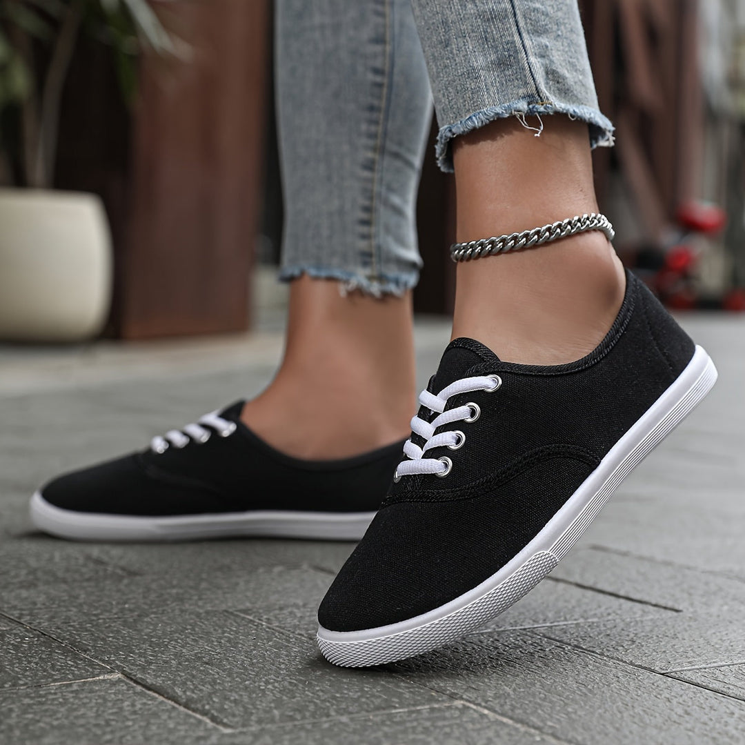 Mirla | Bekväma Låga Canvas Sneakers I Vitt-Eva Jonsson