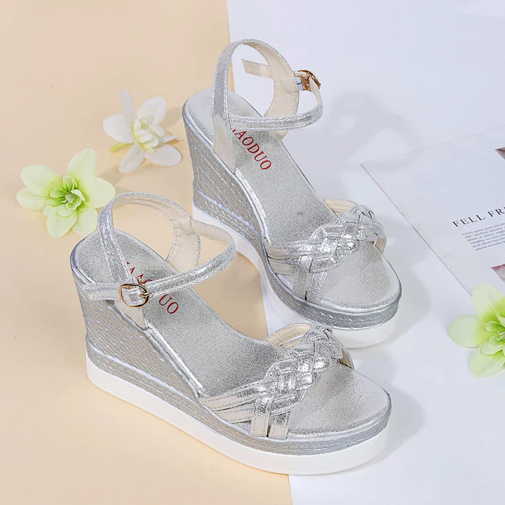 Mirla | Better Off That Way Wedges Sandaler-Eva Jonsson