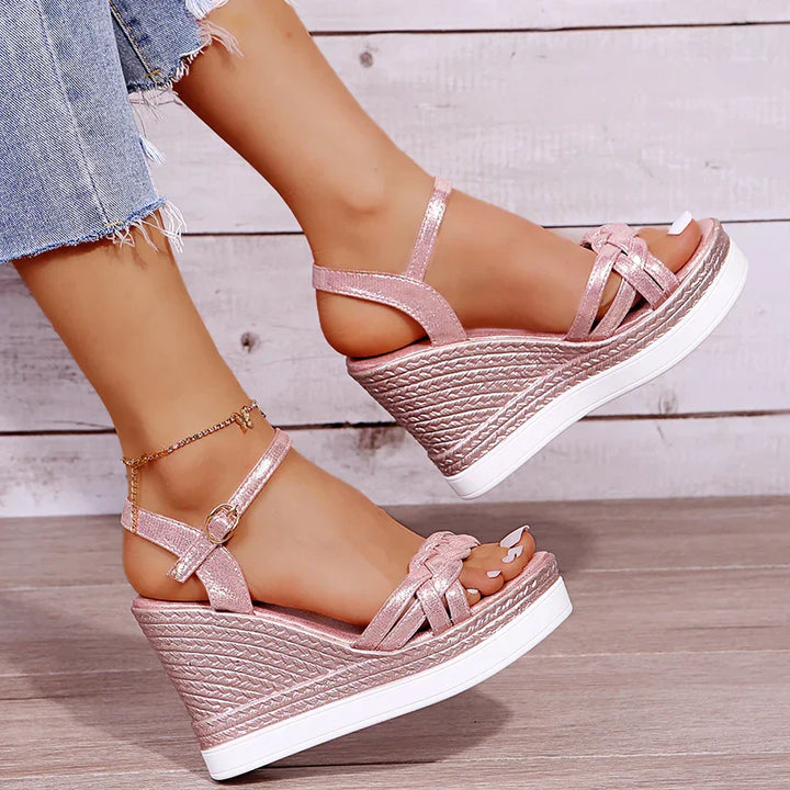 Mirla | Better Off That Way Wedges Sandaler-Eva Jonsson