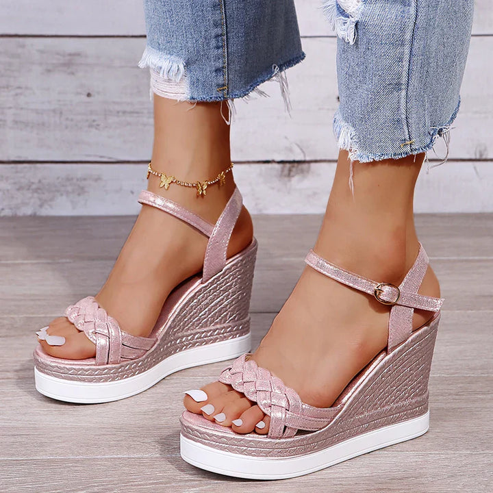 Mirla | Better Off That Way Wedges Sandaler-Eva Jonsson