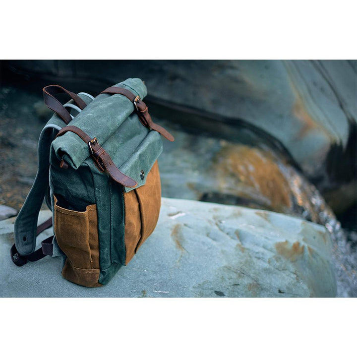 Mirla | Canvas Rolltop Ryggsäck - Lundastyle - Hållbar och Stilfull för Äventyrare-Eva Jonsson