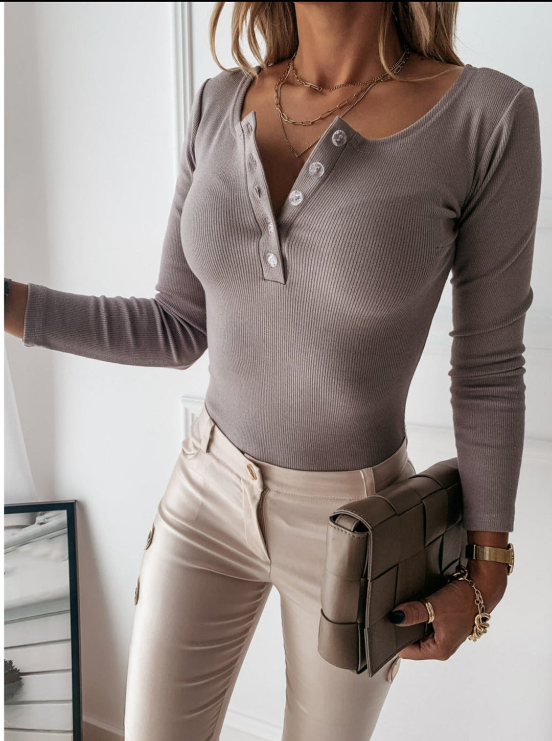 Mirla | Carin Ribbad Henley T-shirt-Eva Jonsson