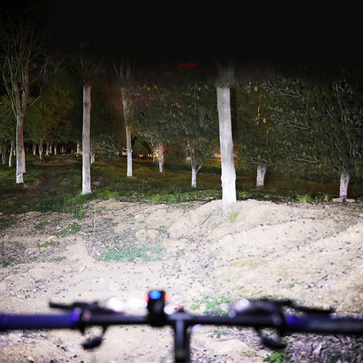 Eva Jonsson | Cykelljusset (1000 Lumen) | Smart sensor, USB uppladdningsbar och IP65 vattentålig-Eva Jonsson