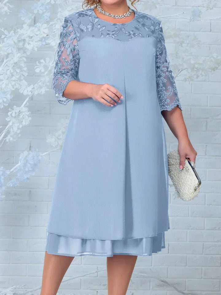 Mirla - Dam Elegant Broderad Kvallklänning, Flödande & Figurformad Skuren-Eva Jonsson