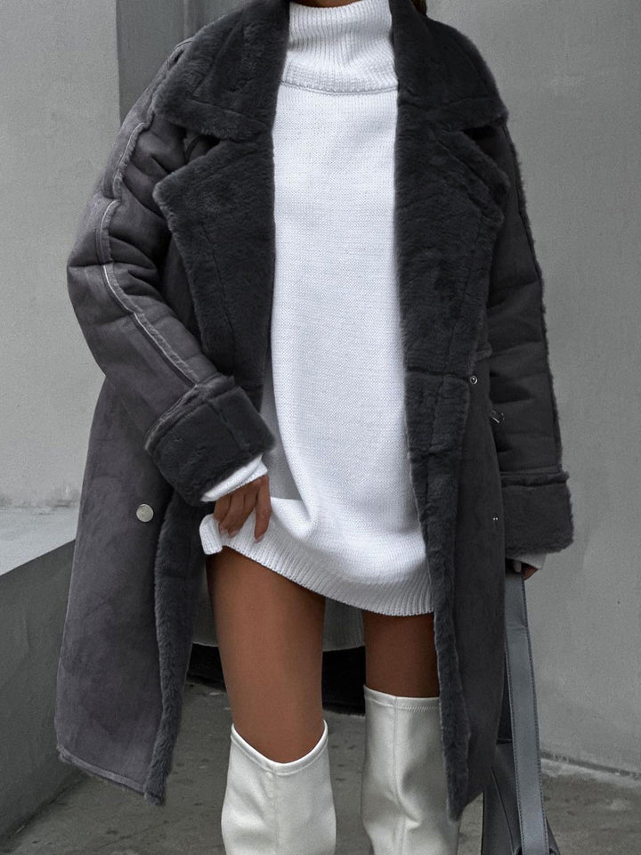 Mirla | Dam Överdimensionerad Faux Shearling Kappa-Eva Jonsson