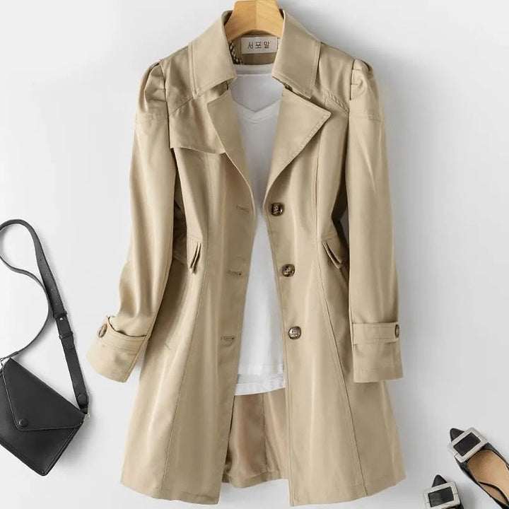 Mirla | Damernas trenchcoat Höst 2023 Trend Enradig Medellång trenchcoat för kvinnor-Eva Jonsson