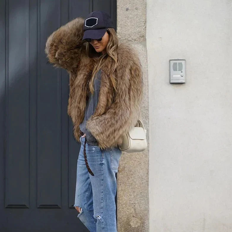 Mirla | Dammode Plysch-konstfälljacka-Eva Jonsson
