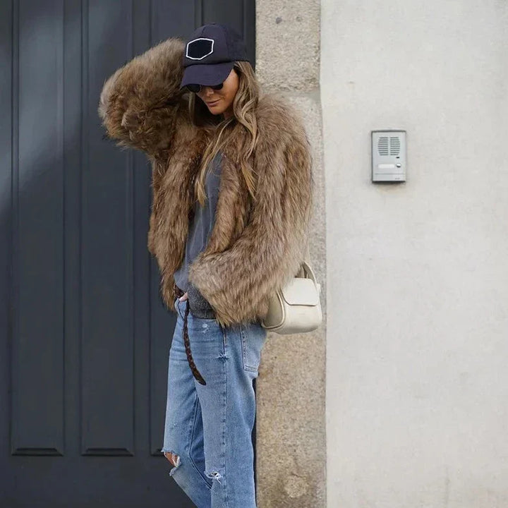 Mirla | Dammode Plysch-konstfälljacka-Eva Jonsson