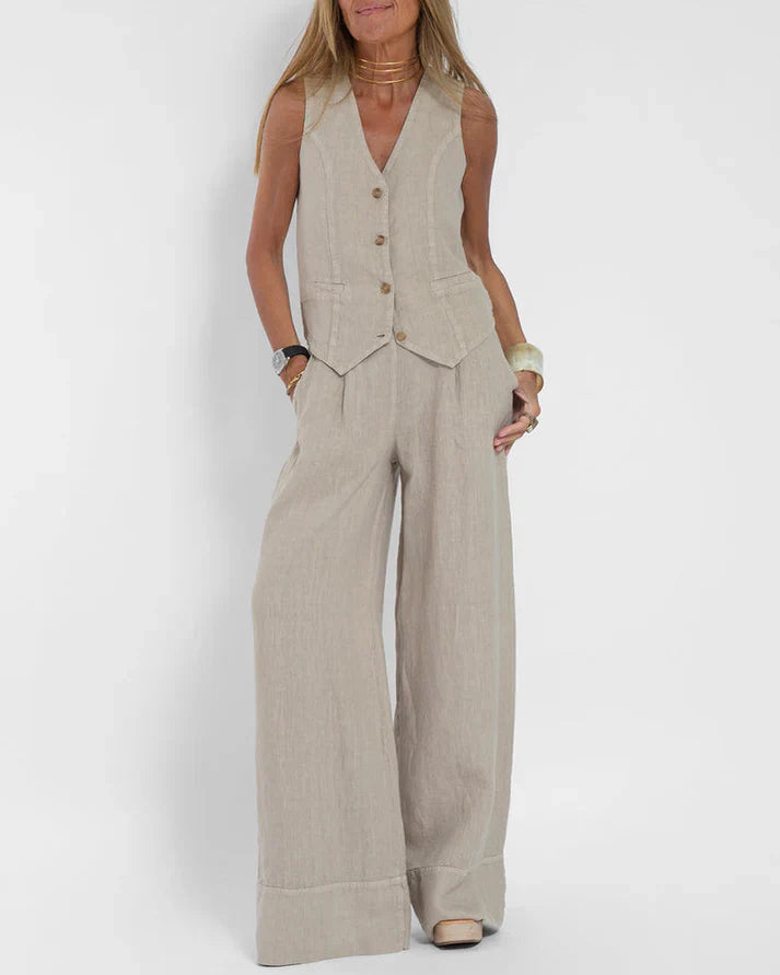 Mirla | Elegant 2 Delat Set Bestående av Vida Linnebyxor och Väst-Eva Jonsson
