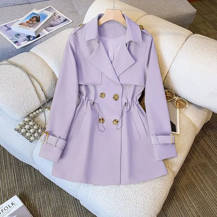 Mirla | Elegant, Medellång Trenchcoat för Damer-Eva Jonsson