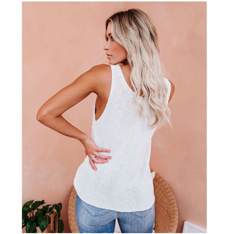 Eva Jonsson | Elegant ärmlös stickad topp med V-urringning-Eva Jonsson