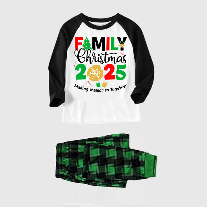 Eva Jonsson | Familjejul 2025 Tillsammans Skapa Minnen Tryckta Gröna och Svarta Rutiga Julfamiljepyjamas-Eva Jonsson