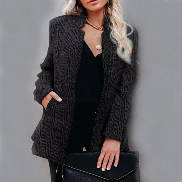 Mirla | Kappa Strukturdesign Ståkrage Midjlång Elegant och Varm-Eva Jonsson
