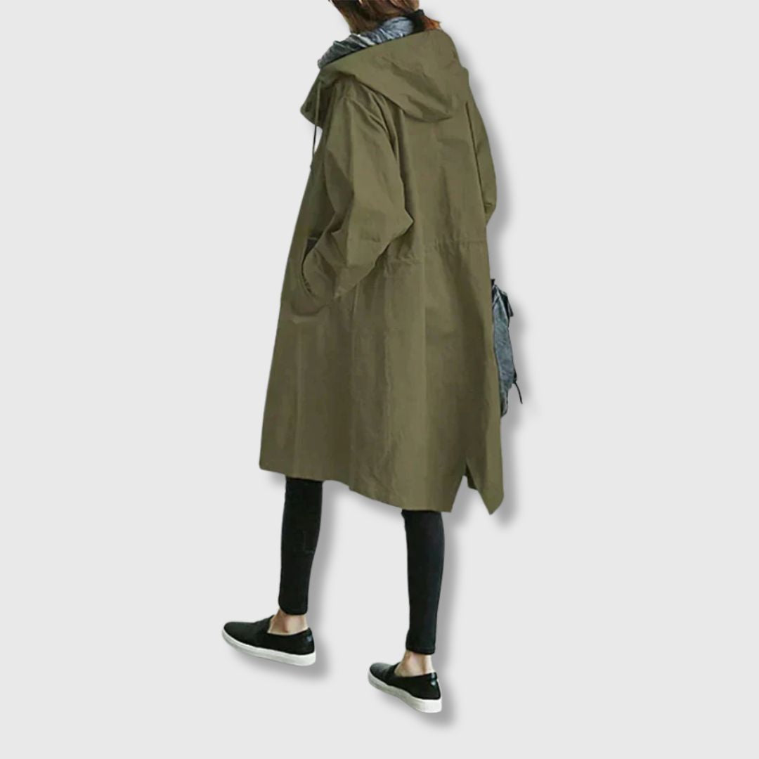 Mirla | Klassisk Trenchcoat med Modern Elegans-Eva Jonsson